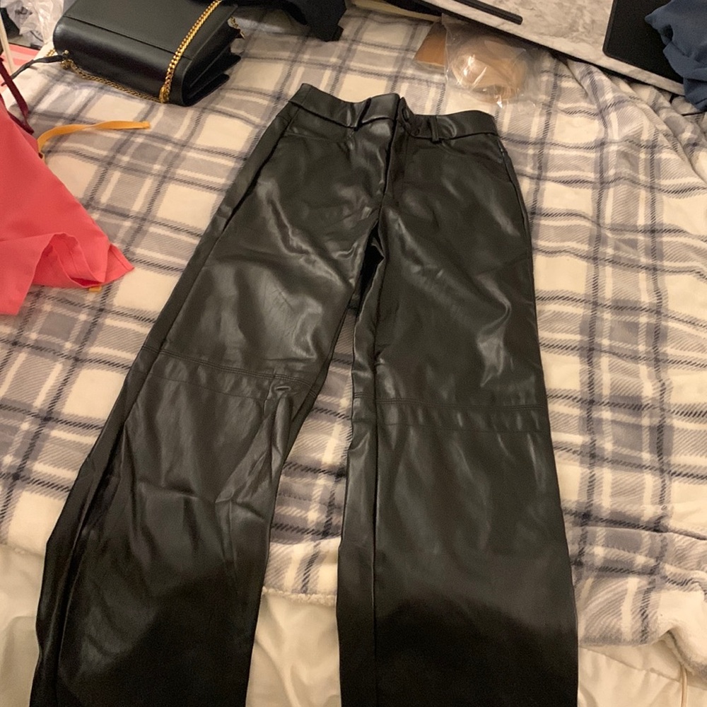 SHEIN BLACK LEATHER PANTS XXS PETITE